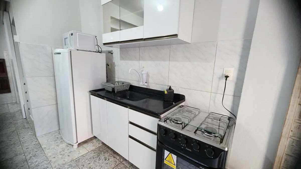 Balneário CamboriúT112 - Ap No Coracao De Bc, Wiffi,Tv,Ar E Patio Privado公寓 公寓