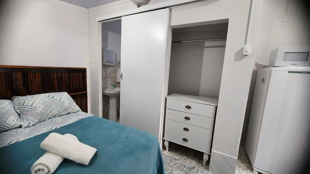 公寓 Balneário CamboriúT112 - Ap No Coracao De Bc, Wiffi,Tv,Ar E Patio Privado公寓